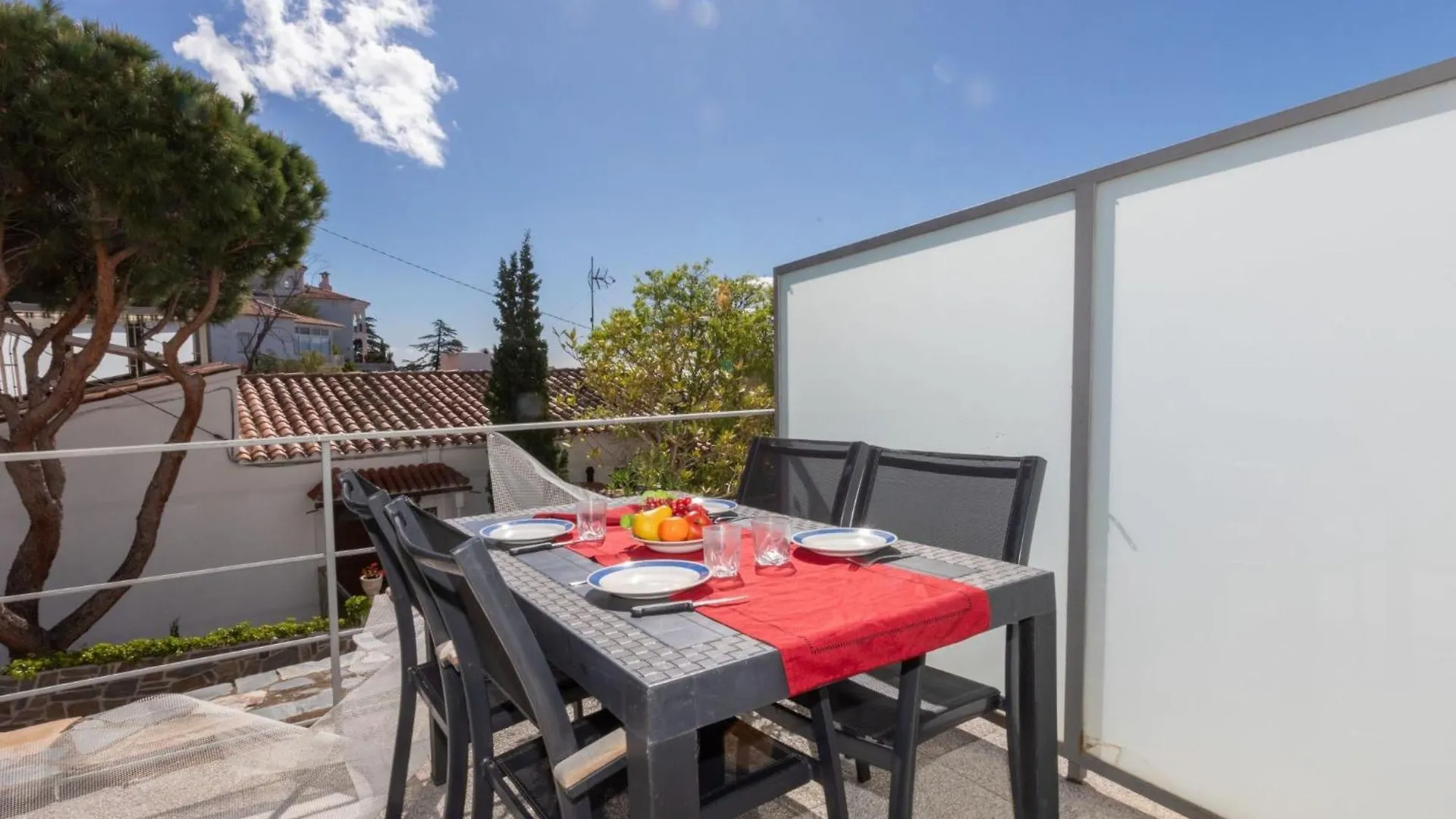 Apartment Grifeu-2 By Interhome Llança 0*,  Spagna